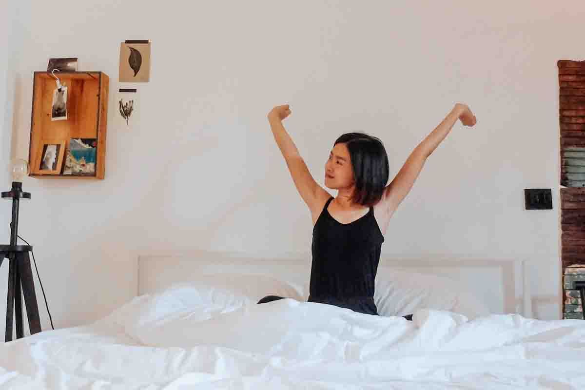 Develop a Morning Routine That’ll Stick