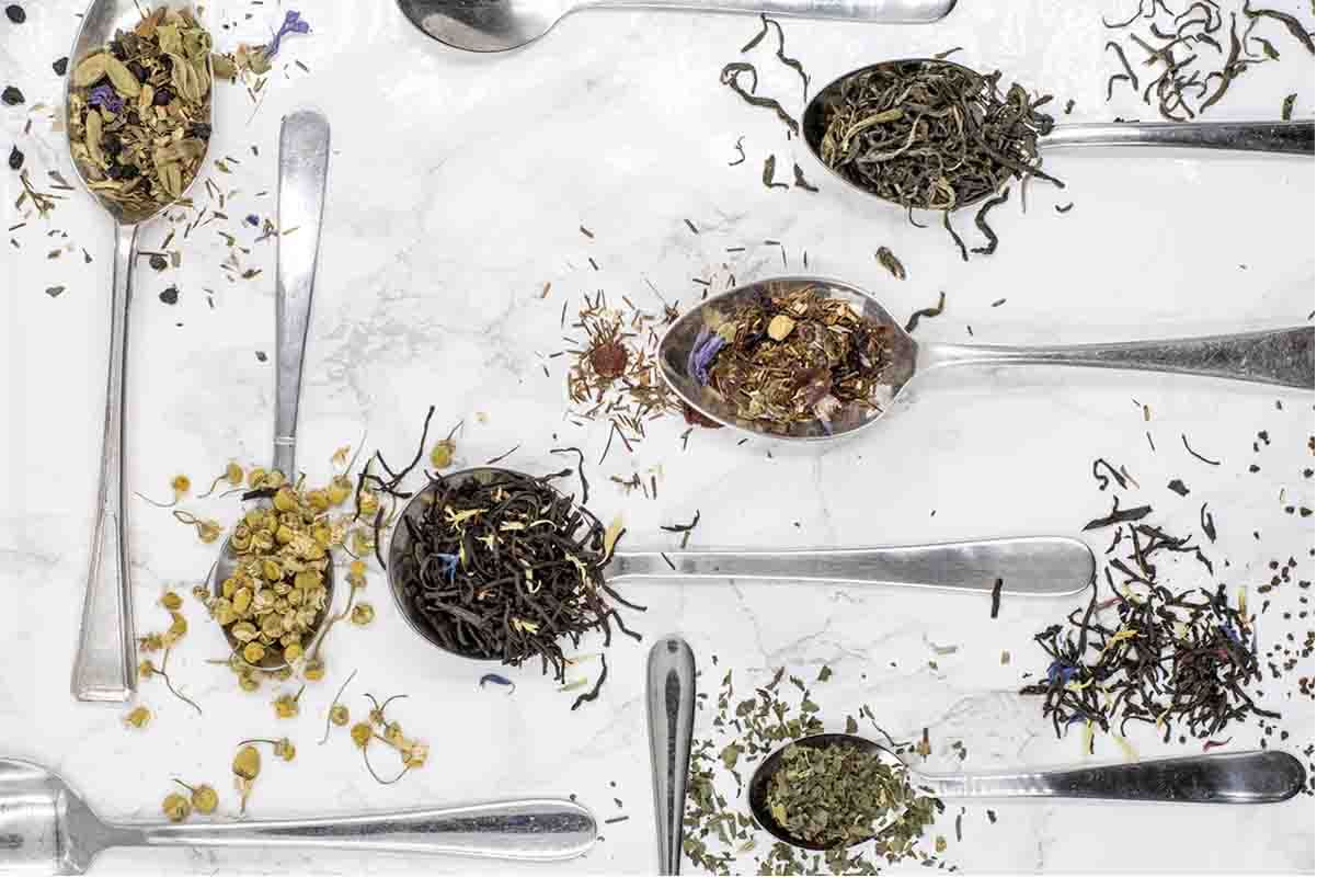 6 Foods to Reduce Stress and Nourish Your Body